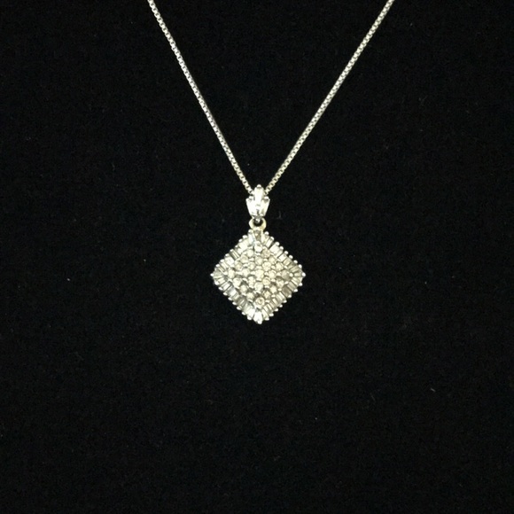 10k Cluster Diamond Pendant Only Yellow and White Gold - Picture 5 of 9